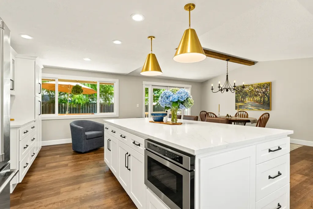 Photos of a kitchen remodel done in beaverton, Oregon